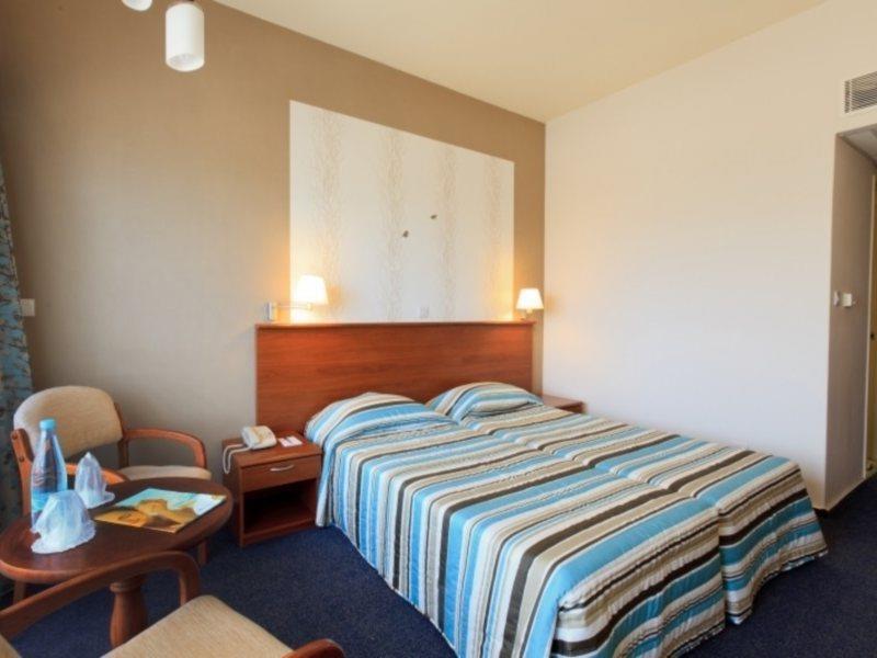Sentido Kouzalis Beach Hotel Protaras Luaran gambar