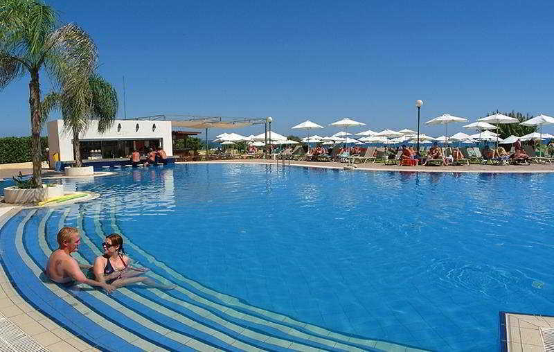 Sentido Kouzalis Beach Hotel Protaras Luaran gambar